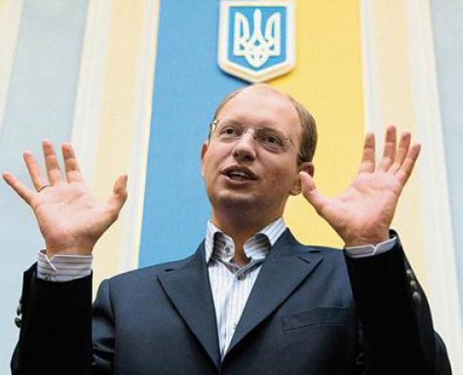 Яценюк призначив Тимошенко кандидатом в президенти, Партія регіонів хоче купити депутатів від опозиції, а Рада все одно буде заблокована