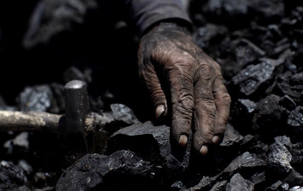 Протест на шахті на Луганщині: десятеро гірників піднялися на поверхню, ще десять залишаються під землею
