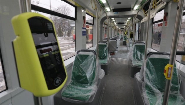 Львов получил первый изготовленный в Украине пятисекционный трамвай
