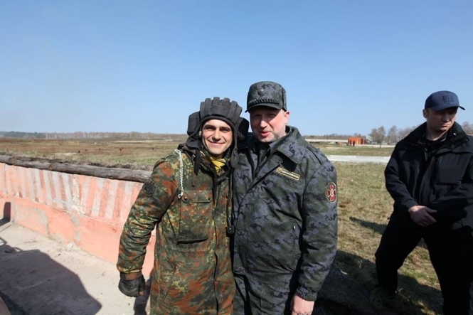 Мы не оставим ни одного воина без защиты Украины, - Турчинов
