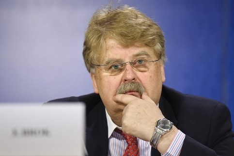 ЕС даст Украине деньги после конституционной реформы и новых выборов, - евродепутат