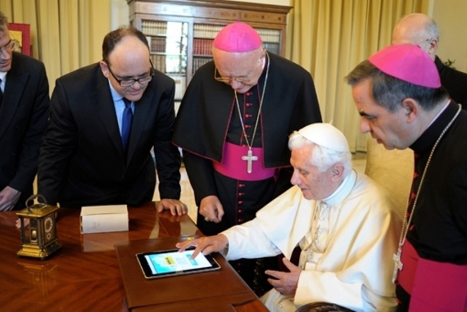 Twitter Папи Римського зібрав вже понад 55 тисяч фоловерів