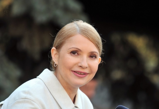 Тимошенко призывает отказаться от рекламы на президентских выборах
