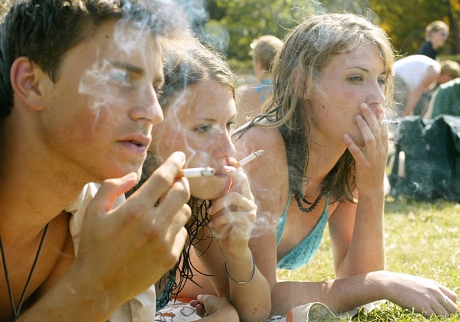 Курение становится дорогим удовольствием для украинцев