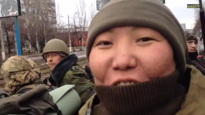 Российские наемники собрались на Углегорск: передают приветствия в Читу, Сочи и Улан-Удэ - видео