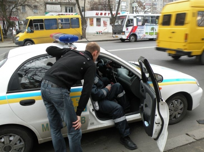Українські водії порушили ПДР на сотні мільйонів минулого року