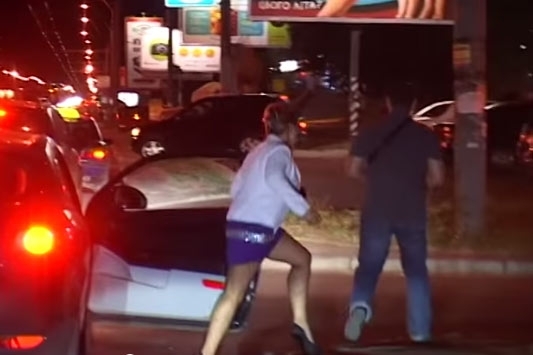 Київська міліція бореться з проституцією на центральних вулицях столиці, - відео