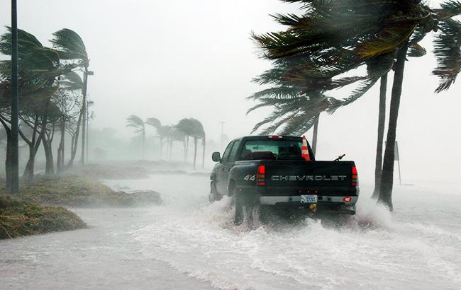 Карибы готовятся к очередному урагану