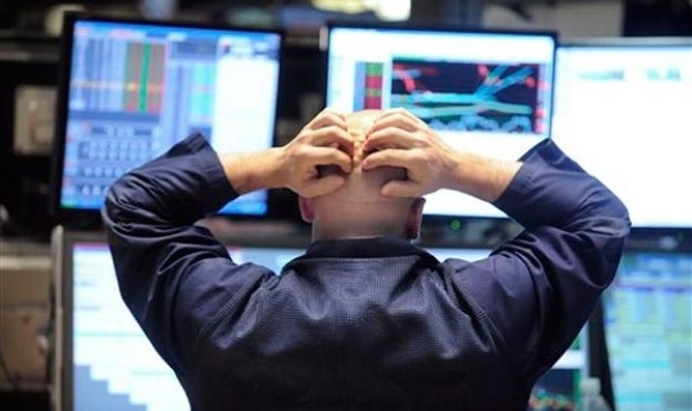 В США произошел обвал фондового рынка: Dow Jones упал на 4%