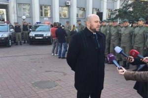 В Киеве на округе Столара и Белецкого правоохранители задержали 10 