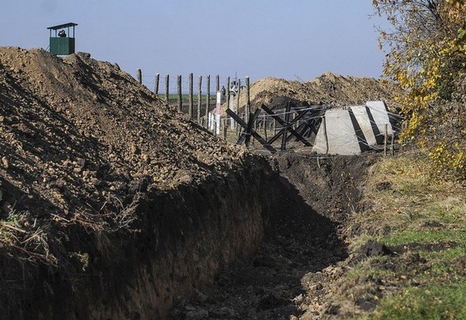 На Харьковщине начали строить огневые укрепления