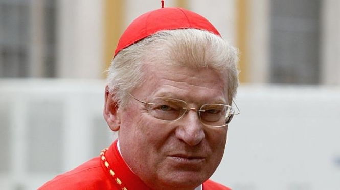 Фаворитом на Папський престол є італійський кардинал Скола, - опитування 