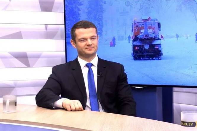 Начальник Службы автодорог Одесской области не задекларировал Рorsche и Touareg