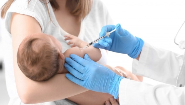 Канада може затвердити COVID-вакцини для немовлят вже на початку наступного року