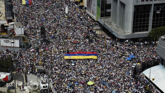 В Венесуэле проходят многотысячные протесты против Мадуро, - ВИДЕО