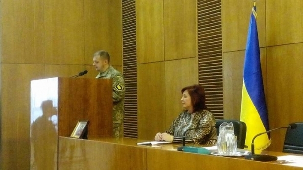 Новый мэр Конотопа заменил в кабинете фото Порошенко на портрет Бандеры, - ФОТО