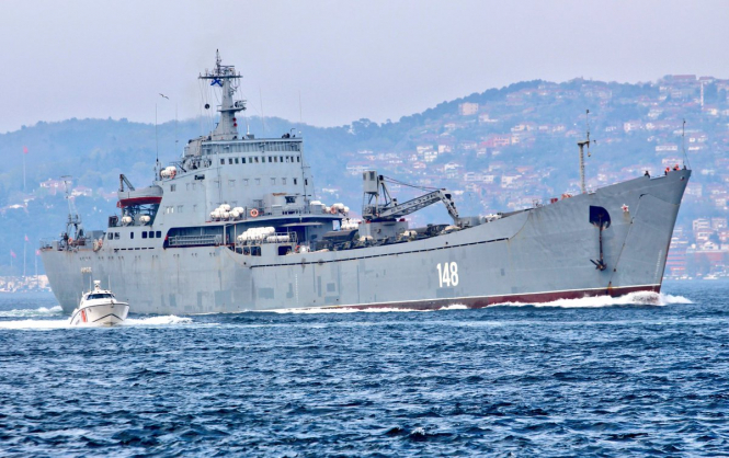 Росія відправила до Сирії бойовий корабель з вантажем військової техніки