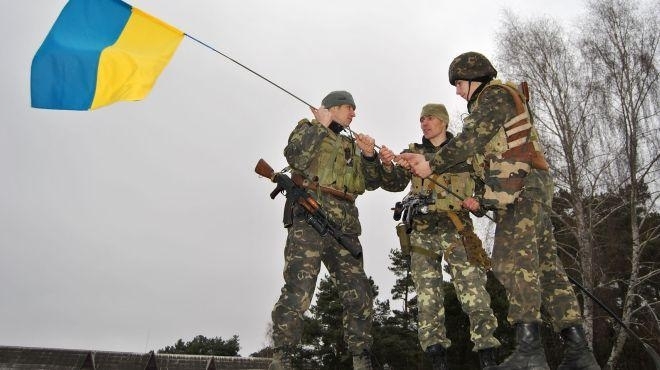 За сутки в зоне АТО погибли двое украинских военных 