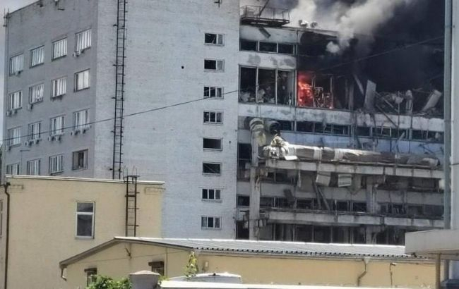 ЗСУ вдарили по заводу електроніки для ракет 