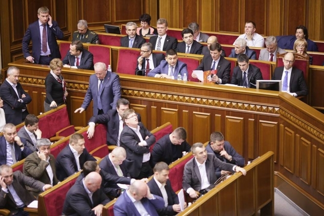 Нардепы со второй попытки поддержали закон, необходимый для выборов в Киеве (обновлено)