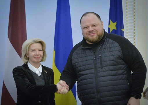 Міністерка оборони Латвії прибула з першим візитом до України