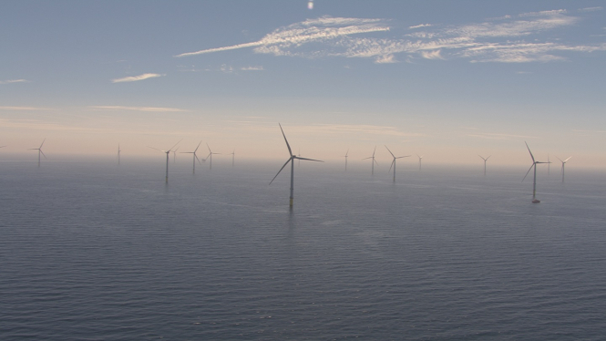 У Франції відкрили першу в країні морську вітрову електростанцію