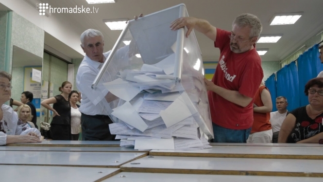 Після опрацювання 80% протоколів Порошенко набирає 54% голосів виборців