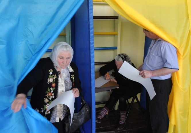 Під час виборів до столичних медиків звернулося 90 жителів Києва
