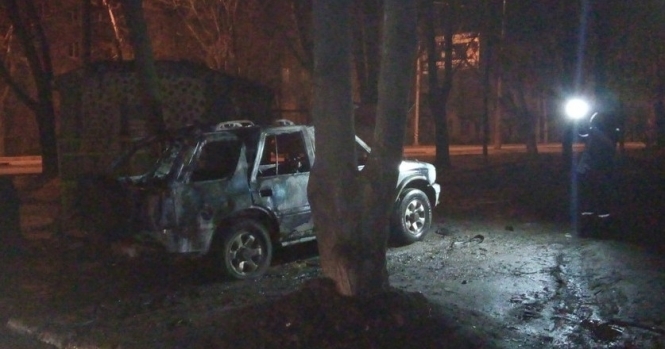 В Харькове взорвали камуфляжный джип