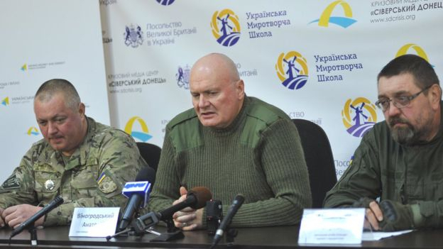 Участники блокады Донбасса угрожают взорвать магистрали в зоне АТО