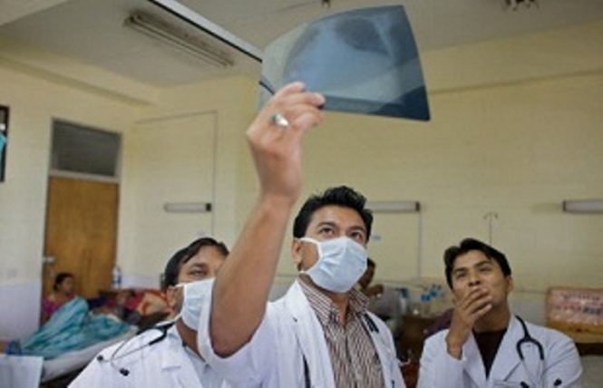В Сьерра-Леоне итальянский врач заразился вирусом Эбола 
