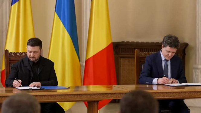 Україна і Румунія підписали три документи, зокрема – про виробництво БпЛА на румунській території