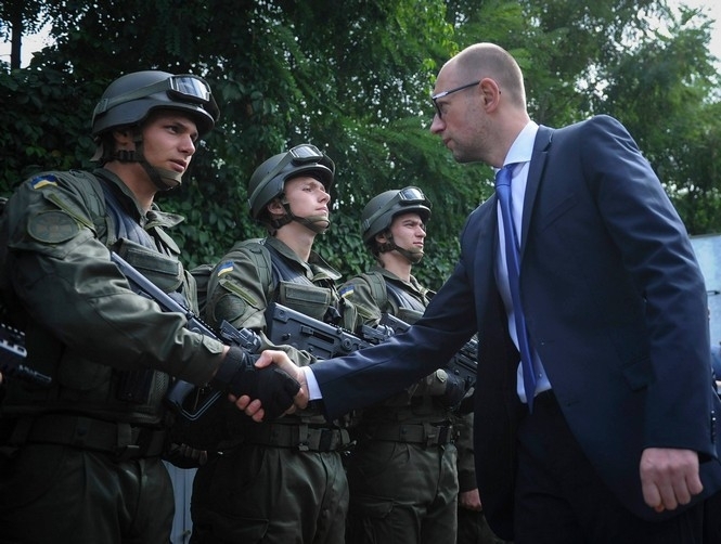 Після візиту Яценюка США дали Україні надсучасне озброєння, - експерт
