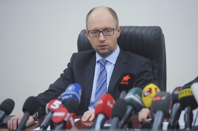 Уряд забезпечить проведення виборів і на сході України, - Яценюк