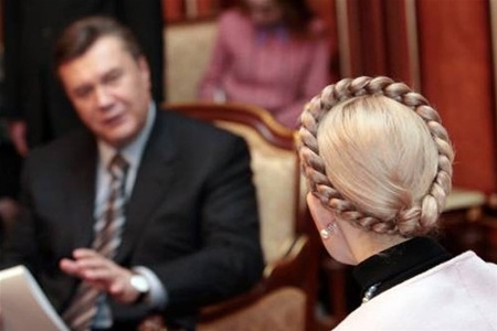 Янукович: помилування Тимошенко зараз неможливе