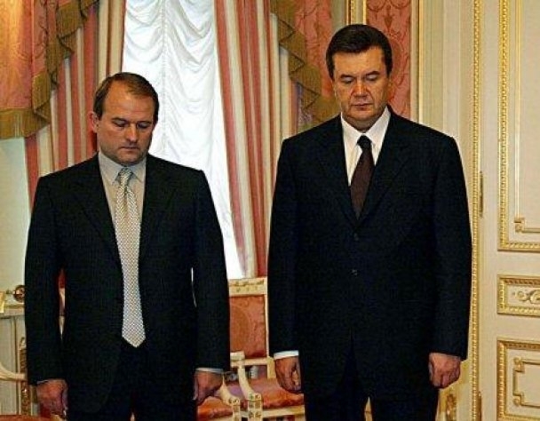 Мінфін Італії шукає активи Януковича та Медведчука 