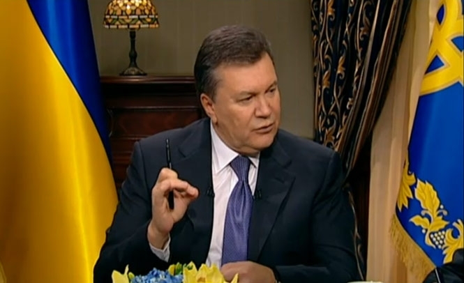 Янукович завтра о 12:00 вийде у прямий ефір