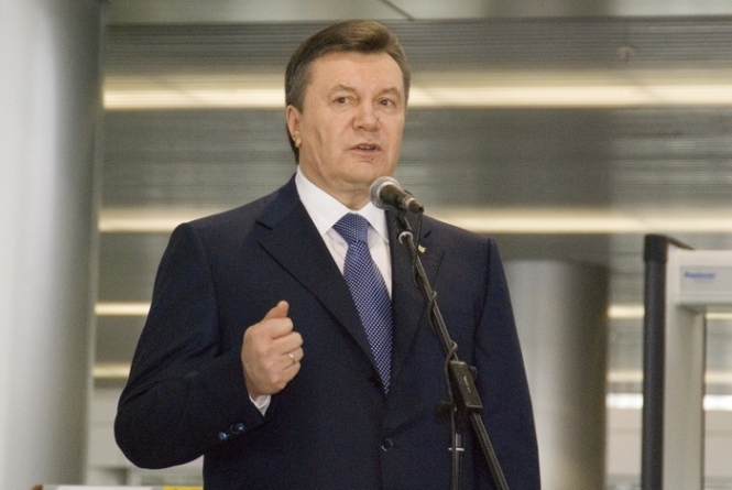 Янукович доручив людям Азарова визначати, хто є терористом
