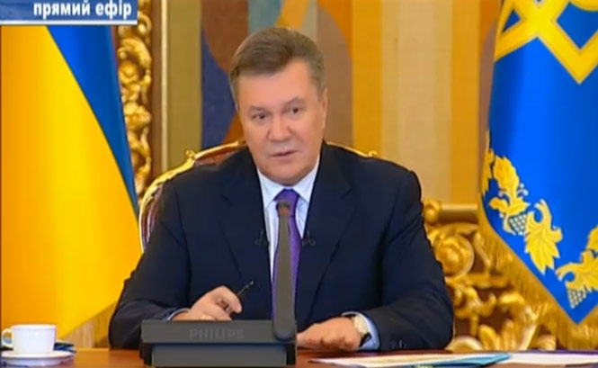 Україна сподівається отримати статус спостерігача у Євразійському союзі, -Янукович