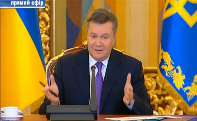 Граждан призывали игнорировать новогоднее обращение Януковича 