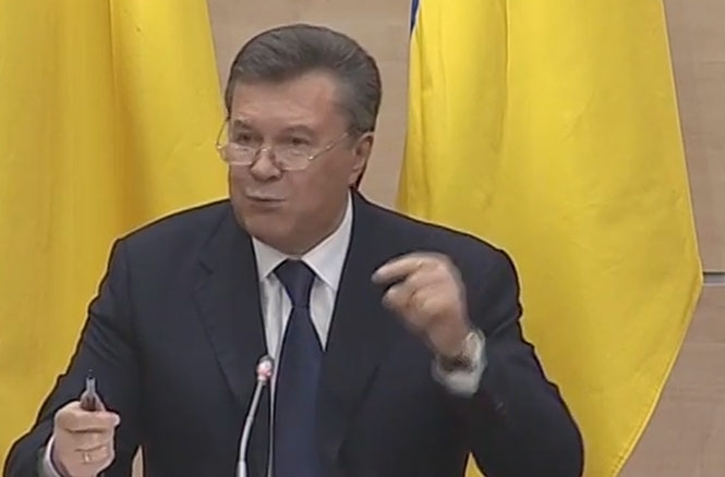 Сейчас работает не парламент, а Майдан: Рада голосует под действием силовиков и майдановцев, - Янукович
