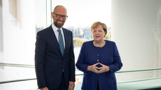 Яценюк після зустрічі з Меркель: Україна на порядку денному персонально канцлера ФРН