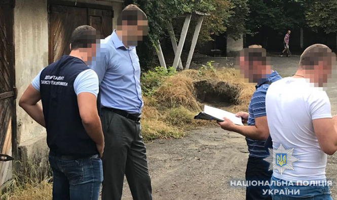 Голову Виноградівської РДА в Закарпатській області затримали за хабарництво

