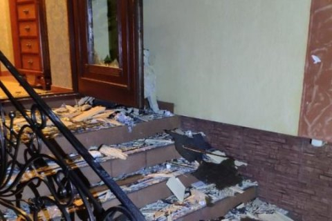 На Закарпатье из гранатомета обстреляли частный дом