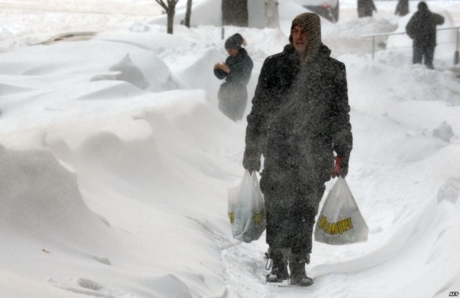 Из-за снегопадов на Николаевщине введены выходные