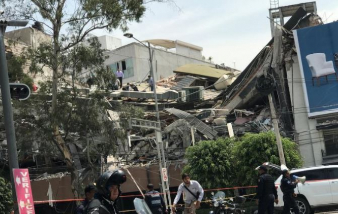 Землетрясение в Мексике магнитудой 7,1 привело к разрушениям в столице