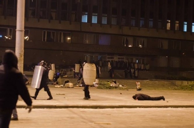 Після розгону Майдану в Запоріжжі до лікарень потрапило майже 100 активістів, - відео