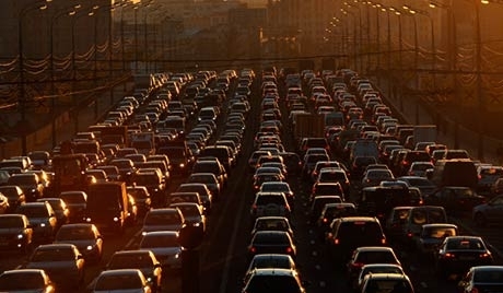 В Артемовске около 400 автомобилей ждут возможности покинуть