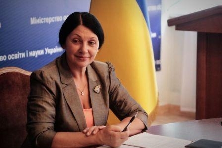Яценюк уволил директора Центра оценивания качества образования
