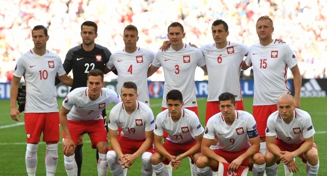 Футболістів збірної Польщі покарають за пиятику